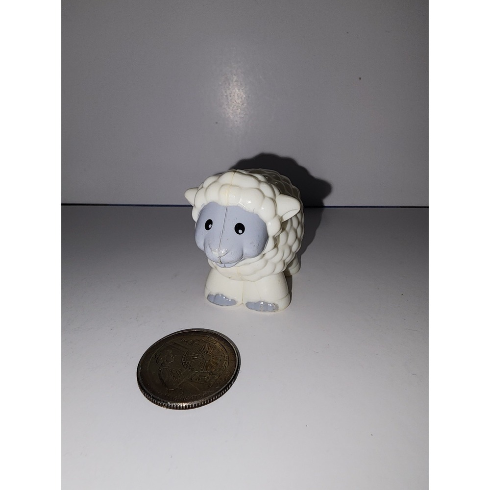 Vintage Fisher Price Little People Replacement Farm Sheep‎